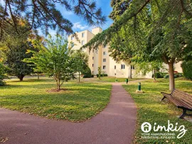 Vente T4 de 91 m² dernier étage, balcon, garage, cave