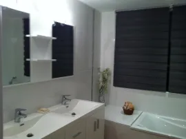 Location RARE. EMPLACEMENT TRES RECHERCHE. LOFT DE 200m²
