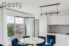 Location Grand appartement meublé avec terrasse privé