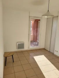 Location Appartement refait à neuf et exposition plein sud