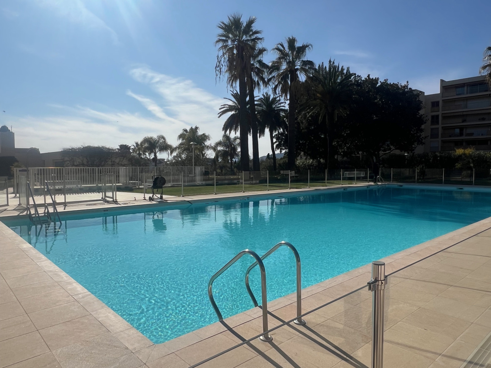 Appartement  - 3 pièces  - 71.76 m² Antibes