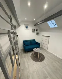 Location Studio duplex maison de ville