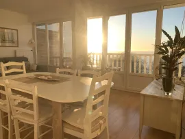 Location Appartement Vue panoramique , 3 pièces , balcon