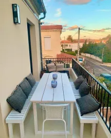 Location Appartement avec grand balcon, à 100 m des plages