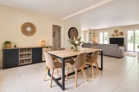 Vente Maison calme avec piscine et dépendance