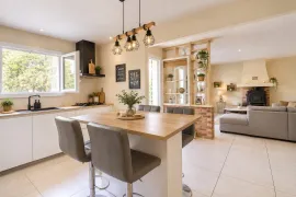 Vente Maison calme avec piscine et dépendance