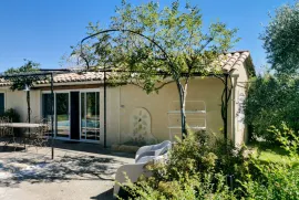 Location Appartement meublé 2 pièces en campagne.