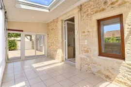 Vente Maison de charme 105 m² avec piscine