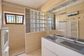 Vente Maison de charme 105 m² avec piscine