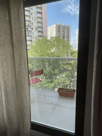 Location Appartement de 93 m² avec 2 Balcons, Vue Dégagée —