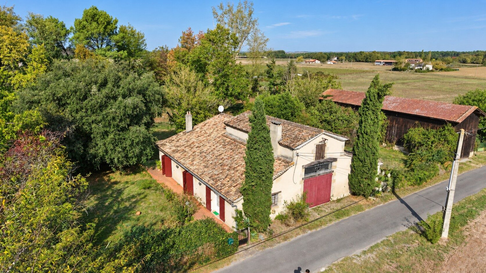 Saint-Pierre-de-Mons – Maison de caractère 162 m² sur 1,3 ha avec séchoir à taba Saint-Pierre-de-Mons
