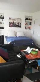 Location Studio très lumineux, exposé plein sud