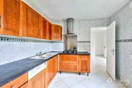 Vente Maison 5 pièces et deux F3 indépendants