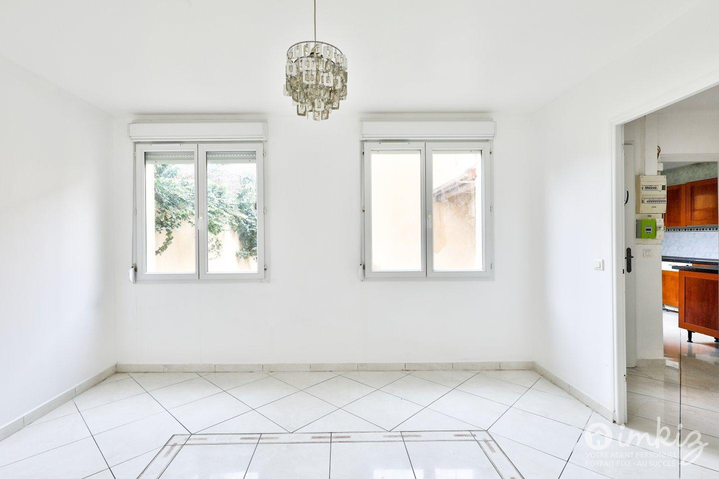 Vente Maison 5 pièces et deux F3 indépendants
