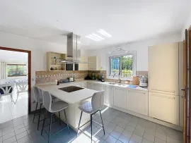 Vente Maison  - 6 pièces  - 174.31 m²