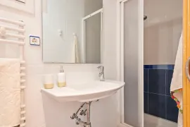 Location Carrer De Descartes, Barcelona