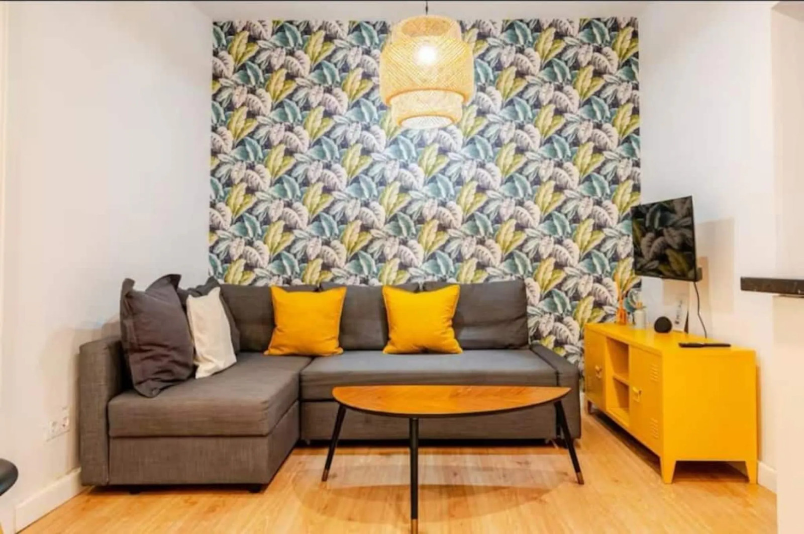 Location Calle del Salitre, Madrid