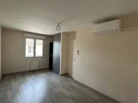 Vente Ensemble de trois duplex avec terrasses et garages