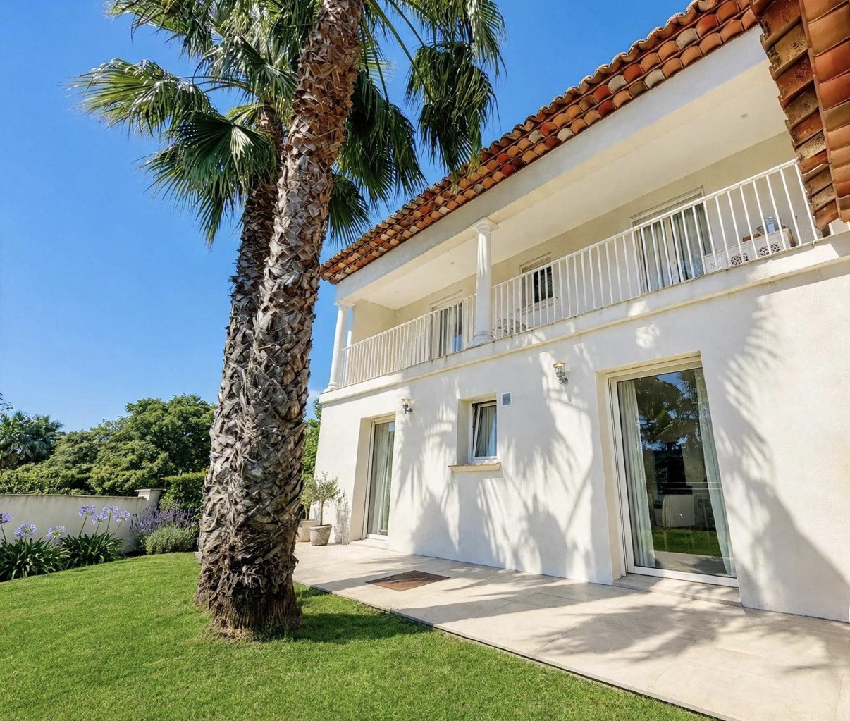 Vente ROQUEBRUNE-SUR-ARGENS - Propriété d'exception 400m² - 4 appartements - 1,2ha