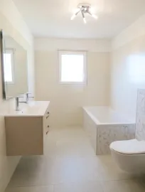 Vente ROQUEBRUNE-SUR-ARGENS - Propriété d'exception 400m² - 4 appartements - 1,2ha