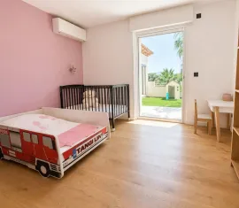 Vente ROQUEBRUNE-SUR-ARGENS - Propriété d'exception 400m² - 4 appartements - 1,2ha