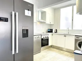 Location Carrer de l'Illa Cabrera, Valencia