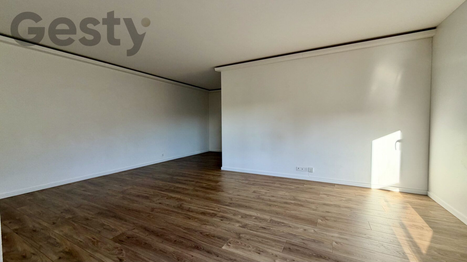 Location T3 non meublé avec garage à 3 min du RER A