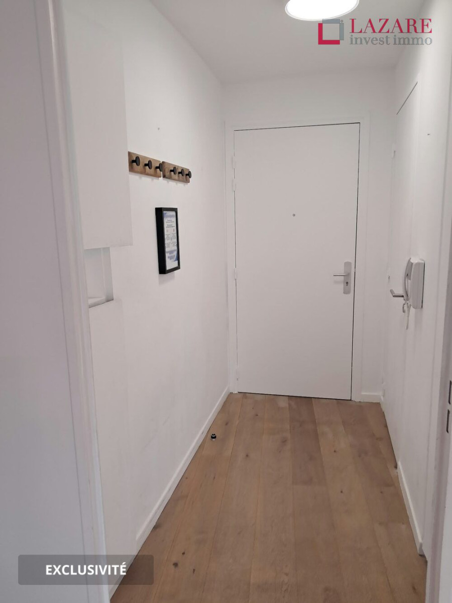Location A LOUER beau T3 avec parking et terrasse