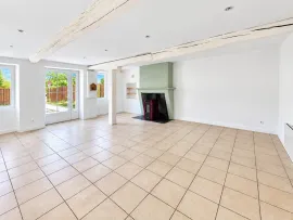 Vente Maison de village en pierre rénovée avec jardin