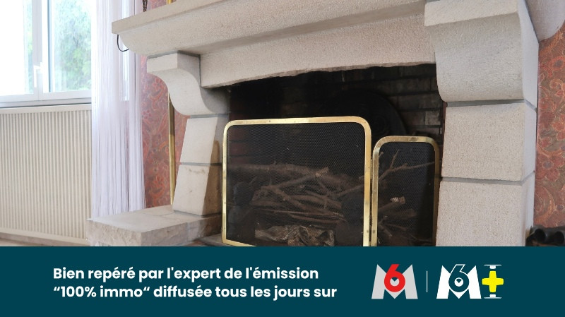 Vente Maison familiale de 150 m² avec double garage, jardin et local commercial de 59 