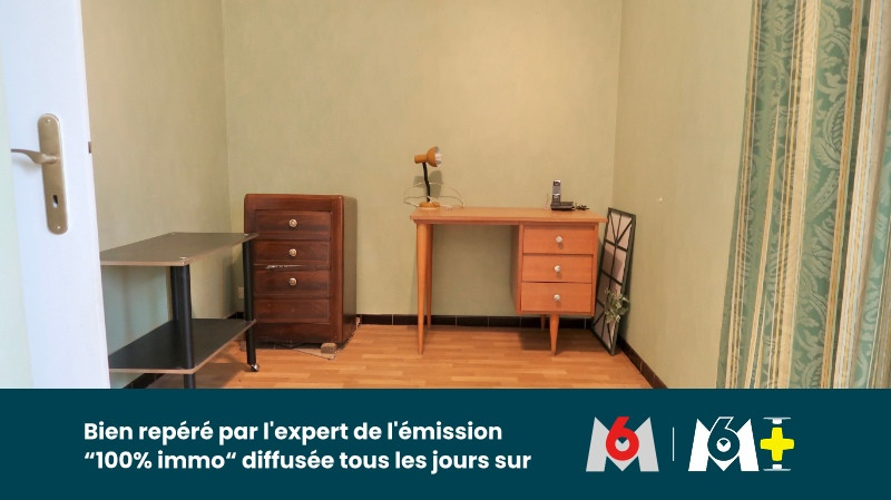 Vente Maison familiale de 150 m² avec double garage, jardin et local commercial de 59 