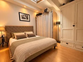 Vente Maison en pierre à Lussac – 205 m² – Vue panoramique – 4 chambres – Gîte indépen