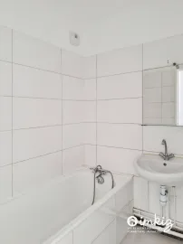 Vente Ivry-sur-Seine  4 pièces avec balcons cave et box