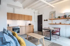 Location Carrer de Pere IV, Barcelona