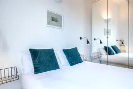 Location Carrer de Pere IV, Barcelona