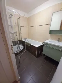 Colocation Chambre avec parking, piscine, tennis, minigolf