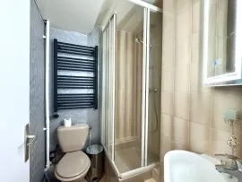 Location Appartement meublé rénové – Rue Duret, 75116