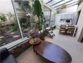 Location A Furnished Residence with Veranda and Private Garden, Beside Parc Montsouris