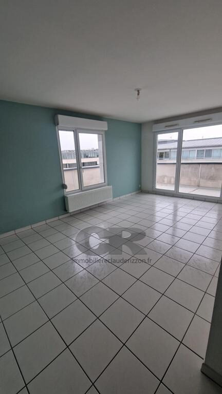 Location A LOUER 4 PIECES