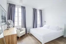 Location Fully Renovated Two-Bedroom Apartment with Views of Place Beaubourg