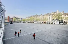 Location Fully Renovated Two-Bedroom Apartment with Views of Place Beaubourg