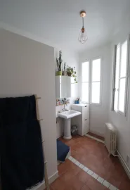 Location A Bright, Quiet Two-Room Apartment at the Foot of Sacré-Cœur