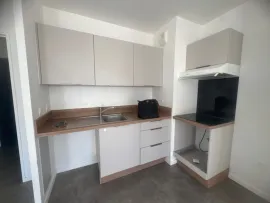 Location Livry à louer 3 pièces avec balcon et parking double