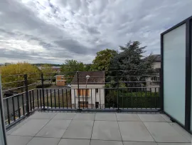 Livry à louer 3 pièces avec balcon et parking double Livry-Gargan