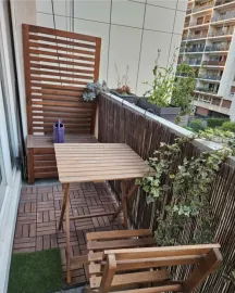 Location A Bright Dual-Aspect Residence with Furnished Balcony, near Batignolles
