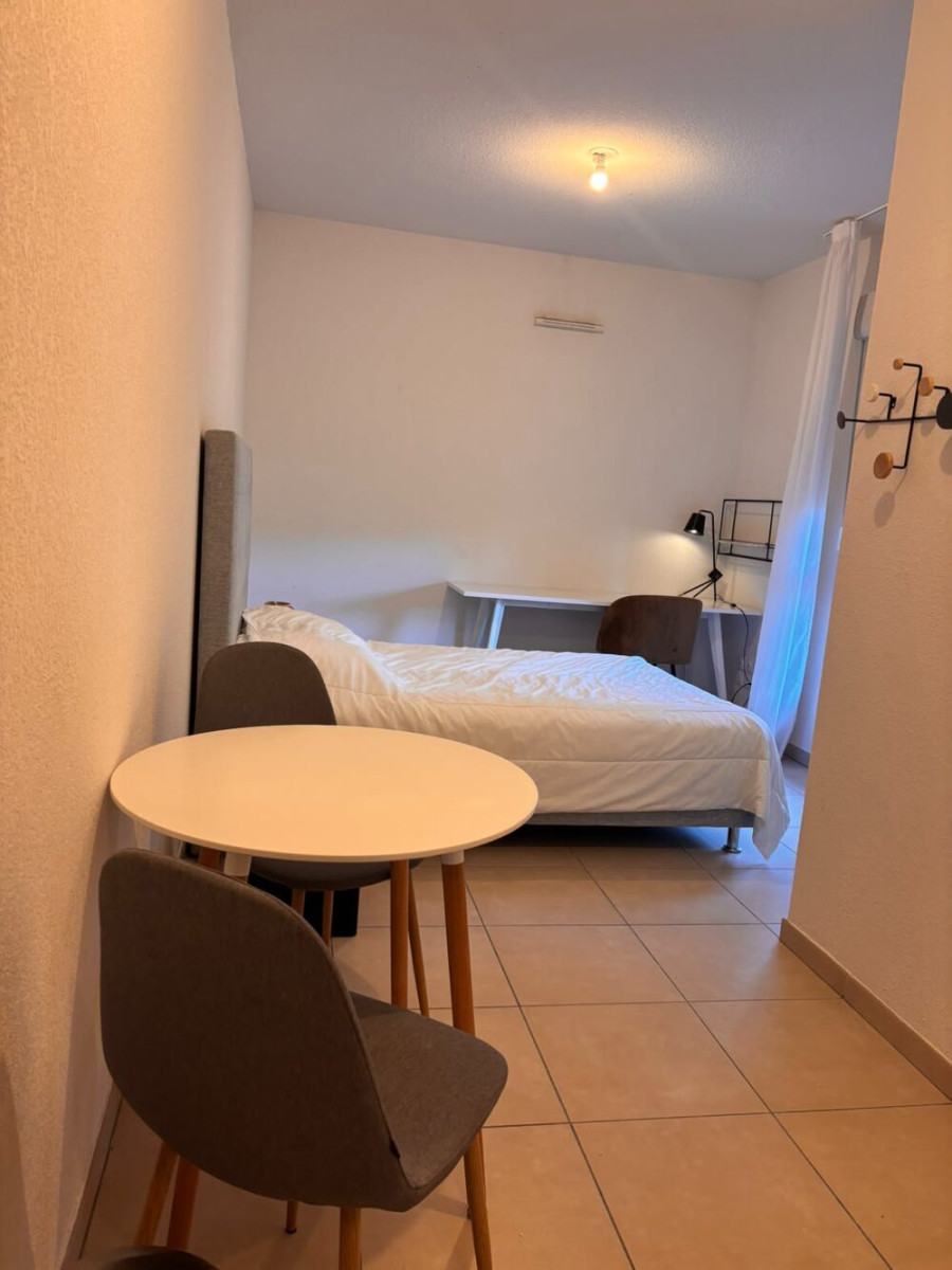 Location À LOUER - T1 EN RÉSIDENCE ETUDIANTE B005