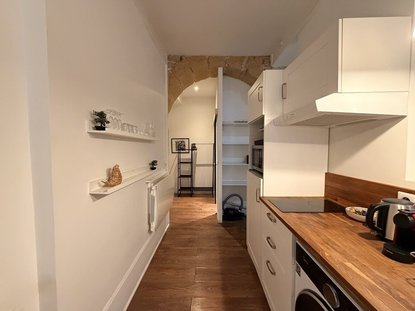 Location Charmant appartement meublé et rénové LYON 1