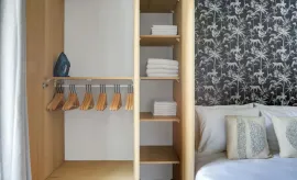 Location A Bright Two-Room Apartment Near Saint-Germain-des-Prés