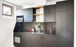 Location A Bright Two-Room Apartment Near Saint-Germain-des-Prés