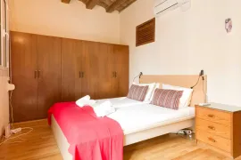 Location Carrer de Ramon Turró, Barcelona